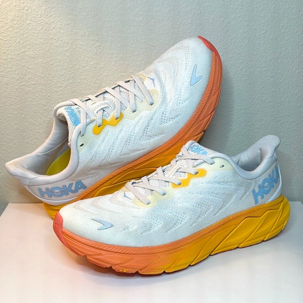 Hoka ARAHI 6 Women’s Size 9 EXCELLENT CONDITION